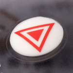 Luz V16 homologada com geolocalização e luz LED 360º, alcance 1 km cor branco vista detalhe 2