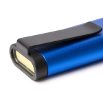 Multiferramenta ultrafina em alumínio com lanterna de 70 lúmenes cor vermelho vista detalhe 2