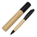 Caneta metálica com corpo de bambu e estojo em tubo cor preto segunda vista