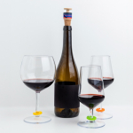 Rolha de cortiça para garrafa com anéis coloridos marcadores de copos