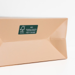 Saco papel premium com acabamento mate e asas de tecido resistentes 4kg