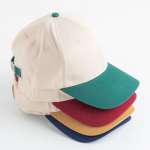 Boné desportivo bicolor estruturado em 6 painéis de algodão 250 g/m2