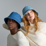 Chapéu tipo panamá em denim de algodão reciclado tingido com DyStar®