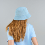 Chapéu tipo panamá em denim de algodão reciclado tingido com DyStar®