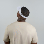 Viseira leve com banda elástica ajustável e tecido DryTech