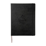 Caderno Moleskine Classic extragrande com capa dura e páginas pautadas cor preto vista detalhe com logo