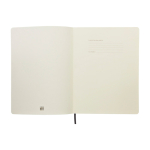 Caderno Moleskine Classic capa mole e fecho elástico, páginas pautadas cor preto