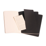 Caderno Moleskine Cahier Journal cartão com costuras na lombada liso cor preto terceira vista