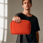 Necessaire em nylon e poliéster com grande capacidade 130 g/m² cor vermelho segunda vista