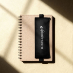 Estojo de algodão reciclado com elástico para caderno cor preto terceira vista