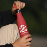 Garrafa térmica em aço inoxidável reciclado com toque suave 500 ml cor vermelho terceira vista