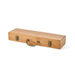 Conjunto de churrasco em caixa de bambu com utensílios para grelhar cor natural