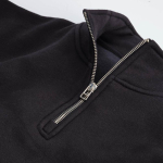 Sweatshirt unissexo em algodão orgânico com fecho 1/4 340g/m² Malibu cor preto vista de detalhe 