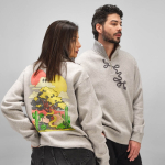Sweatshirt unissexo em algodão orgânico com fecho 1/4 340g/m² Malibu cor cinzento mesclado vista de ambiente 
