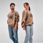 Sweatshirt unissexo oversize em algodão orgânico 340 g/m² Whitehaven cor castanho-claro segunda vista ambiente
