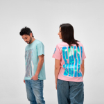 T-shirt unissexo em algodão orgânico corte regular 165g/m² Copacabana cor verde-claro quarta vista ambiente