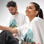 T-shirt unissexo em algodão orgânico, corte oversize 240 g/m² Paloma cor branco quarta vista ambiente