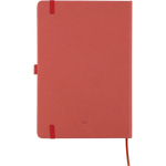 Caderno A5 com capa de cartão reciclado e folhas pautadas cor vermelho segunda vista