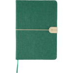 Caderno A5 em feltro reciclado com fecho em pele sintética e folhas pautadas cor verde primeira vista