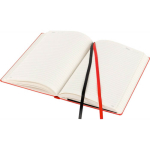 Caderno A5 em cartão com fecho elástico e folhas pautadas quinta vista