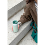 Copo térmico de viagem em aço inoxidável com tampa basculante Dopper 300 ml cor verde bosque segunda vista