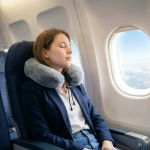 Almofada de viagem em espuma viscoelástica com capa fácil de guardar cor cinzento sétima vista
