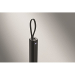 Powerbank alumínio reciclado com indicador de bateria e cabo 5.000mAh cor preto vista fotografia terceira vista