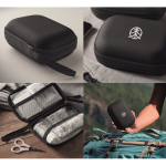 Kit de emergência 3 em 1 com rádio AM/FM e lanterna LED em saco térmico cor preto
