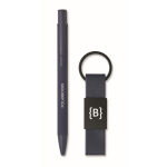 Conjunto de oferta com caneta em alumínio reciclado e porta-chaves cor azul vista principal segunda vista
