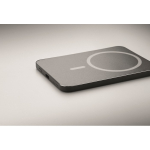 Powerbank magnética ultrafina em alumínio reciclado com cabo 5.000mAh cor preto vista fotografia quinta vista