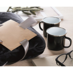 Set oferta com manta polar e 2 canecas metálicas esmaltadas de 350 ml cor preto vista conjunto