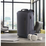 Mochila para portátil com detalhes em PU e fita para trolley 15'' cor azul vista conjunto