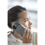 Power bank magnética compacta com carregamento sem fios 5.000 mAh cor prateado brilhante imagem de estilo de vida