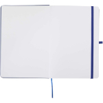 Conjunto de caderno A5 de capa rígida e caneta de tinta azul cor azul-marinho terceira vista frontal