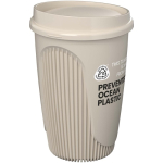 Copo reutilizável com tampa de encaixe e aro isolante 350ml cor areia vista com logo