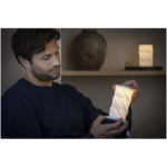 Candeeiro de mesa dobrável para secretária com luz ambiente cor branco imagem de estilo de vida