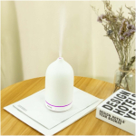 Humidificador Prixton com luz LED de 7 cores e temporizador cor branco imagem de estilo de vida