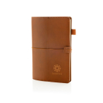 Caderno A5 recarregável em PU com bolsos e fecho elástico pautado cor castanho vista com logo