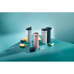 Caneca térmica anti-derrames de dupla parede 500ml AdHoc Pulse cor cinzento vista de ambiente 3