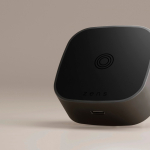 Carregador sem fios magnético compacto para telemóvel 15W Zens cor preto vista de ambiente 2