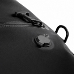 Mochila em PU com compartimento para portátil 14'' e bomba de vácuo 17L cor preto vista detalhe