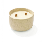 Vela aromática em taça de cerâmica com pavio duplo de madeira 320g cor bege quarta vista