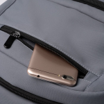 Mochila para computador em plástico reciclado e faixas refletoras 15'' cor cinzento vista detalhe 3