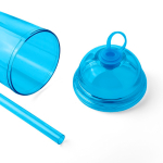 Copo em RPET com tampa de rosca e palhinha com tampa de silicone 500ml cor azul-claro segunda vista