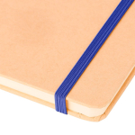 Caderno A5 com capa rígida em kraft, elástico e folhas pautadas cor azul terceira vista