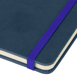 Caderno A5 capa em PU reciclado, marcador de página e folhas pautadas cor azul sexta vista
