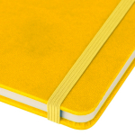 Caderno A5 capa em PU reciclado, marcador de página e folhas pautadas cor amarelo quinta vista