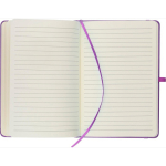 Caderno A5 capa em PU reciclado, marcador de página e folhas pautadas cor violeta primeira vista