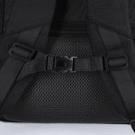 Mochila acolchoada em poliéster e PU com espaço para portátil 15'' 27L