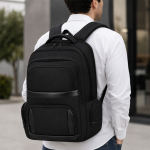 Mochila acolchoada em poliéster e PU com espaço para portátil 15'' 27L